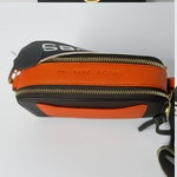 Marc Jacobs Snapshot Camera Bag • Black Orange - Picture 3 of 5